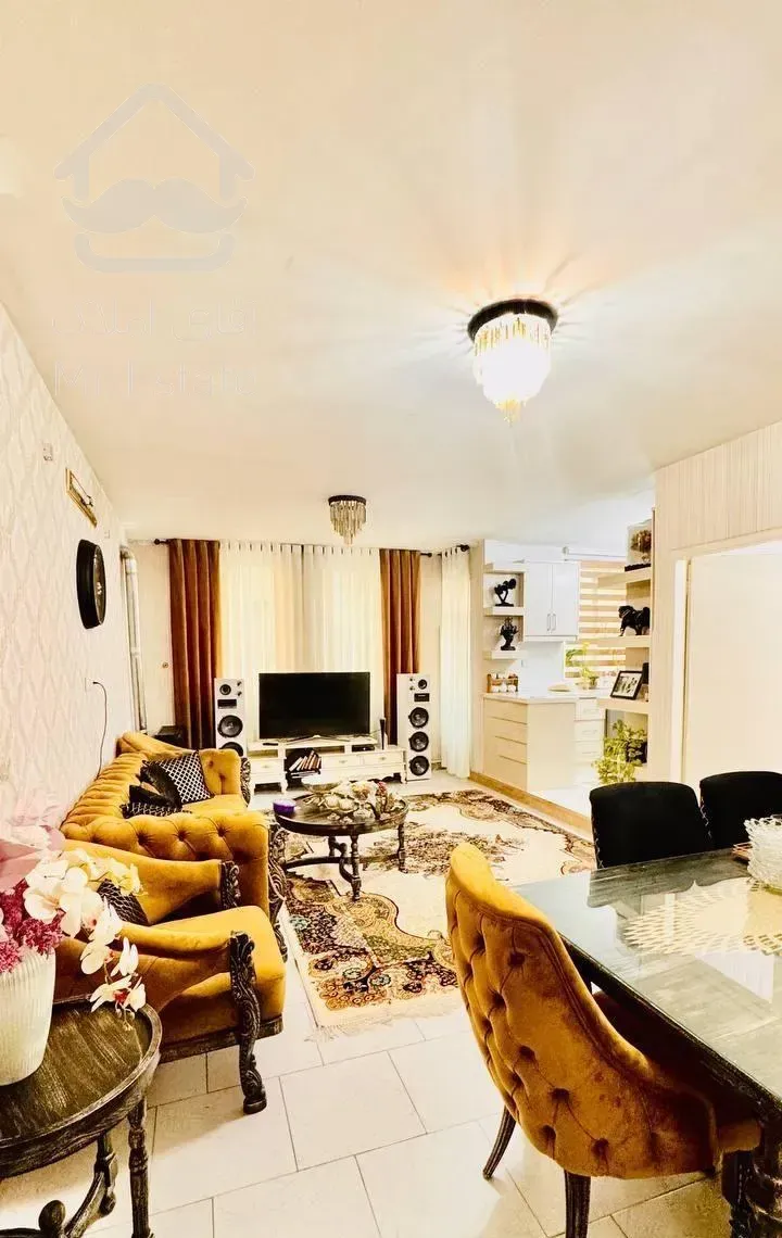 فروش آپارتمان ۶۵ متری ۱ خوابه طبقه ۳ در آبشار