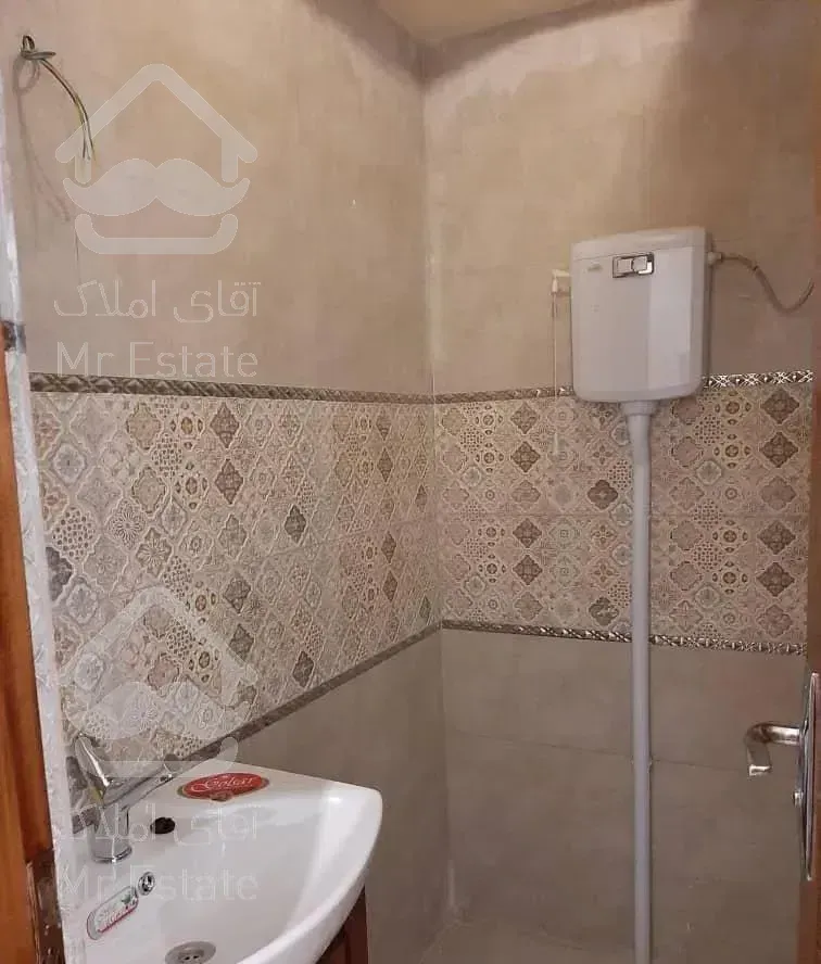 ۱۰۶ متر  (غرق در نور)      (توانیر)