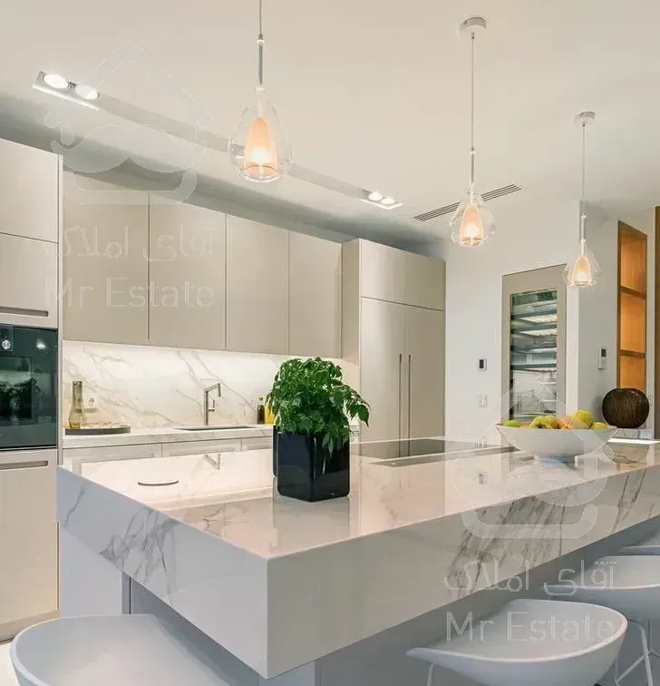 110 متر/دو خوابه/نوساز/زرهی