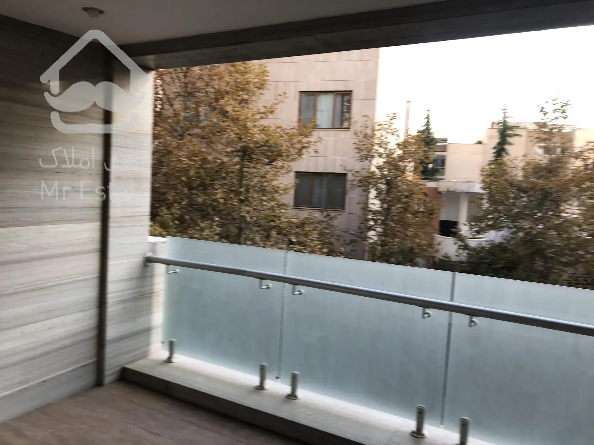 رهن و اجاره آپارتمان ۳۰۰ متری ۴ خوابه فرمانیه