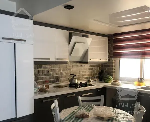 ۷۰متری فول ۱۰ساله/ شهران