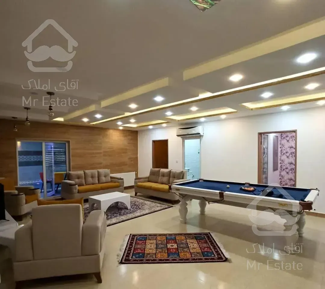 استخردار با بیلیارد ۳۰۰متری