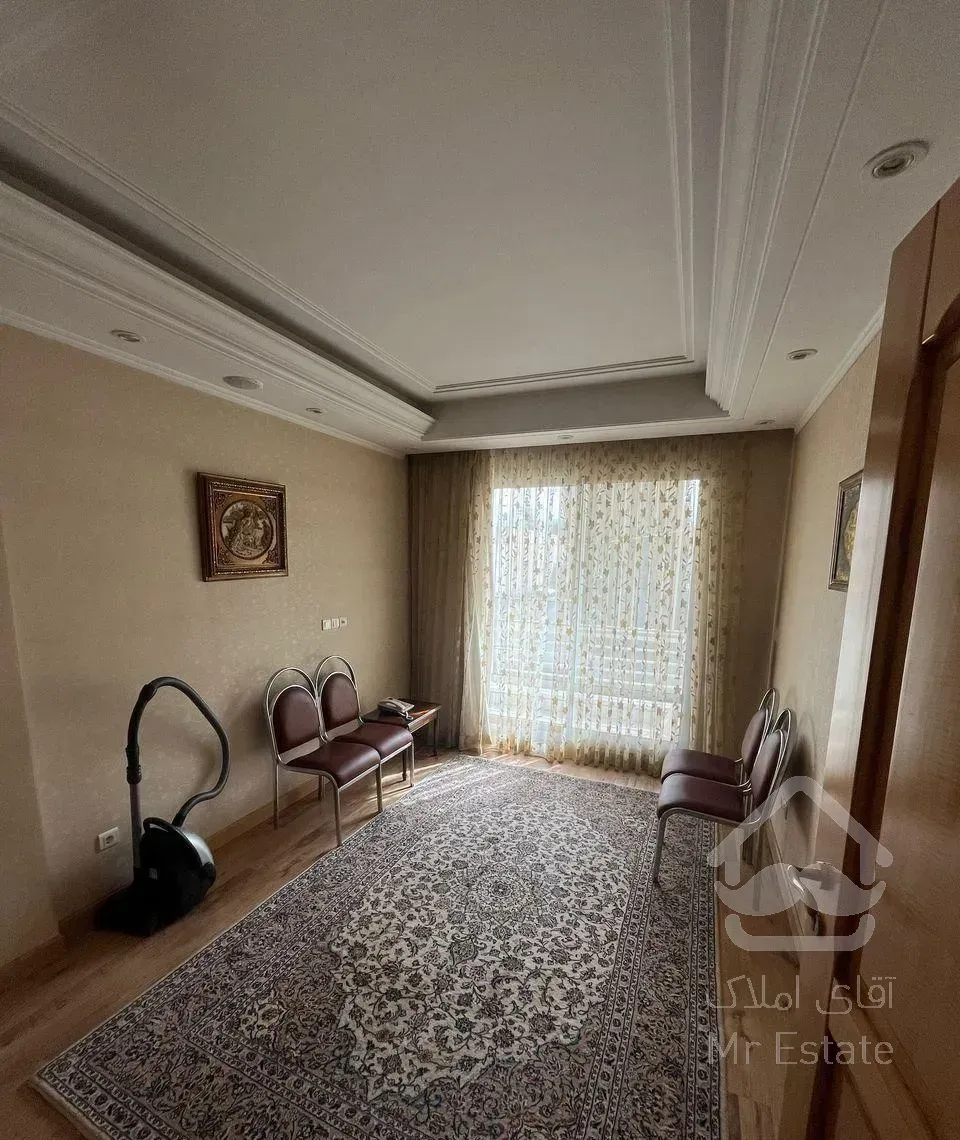 فروش آپارتمان ۲۰۰ متری ۳ خوابه در کامرانیه