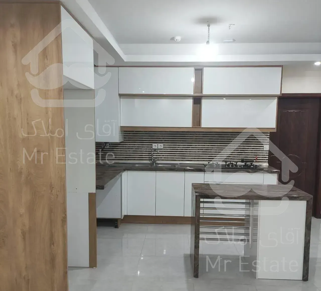 فاطمی زرتشت شرقی ۶۱ متری نوساز