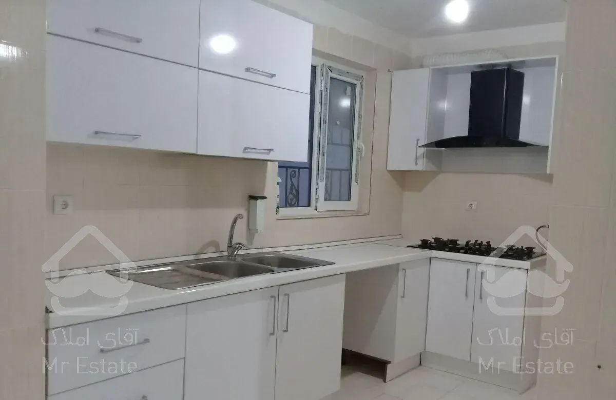 آپارتمان۱۴۴متری.دوخوابه.دوتراسه.مجتمع شقایق ساری