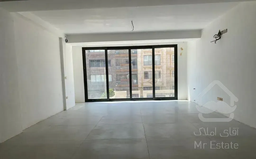 آپارتمان ۳ خوابه ۲۲۰ متری زیر قیمت بازار