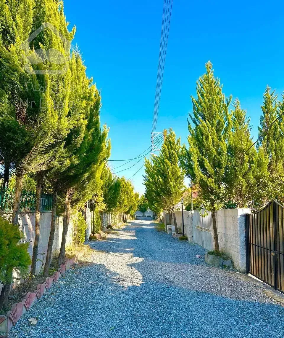 ویلا باغچه نیم پیلوت 200 متری شهرکی سندتک‌برگ