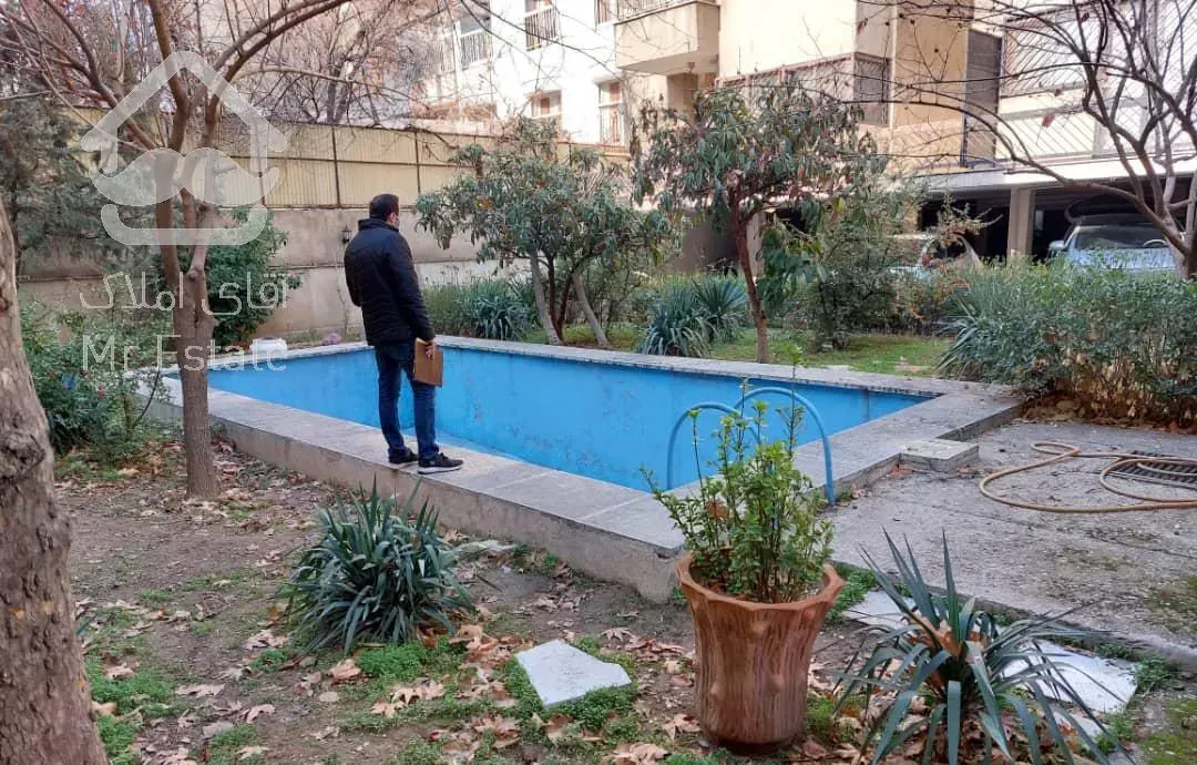 ۱۷۵ متر (قدر سهم ارزنده)