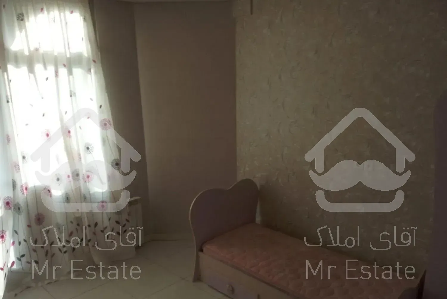 وزرا 130 متر آپارتمان