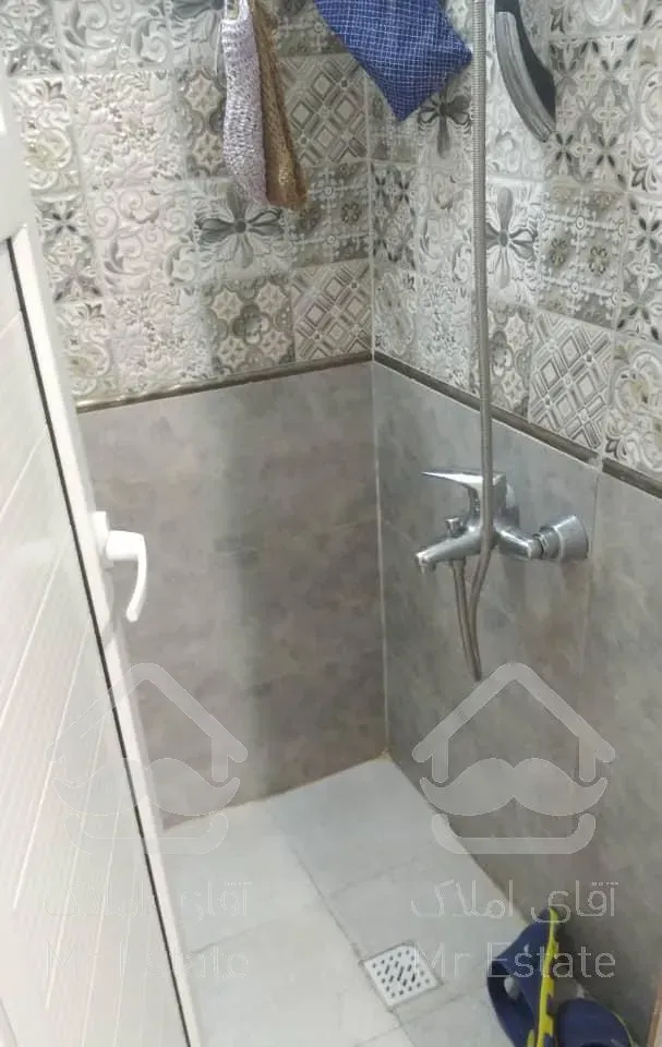 ۶۵ متر خوش نقشه پارکینگ دار همکف