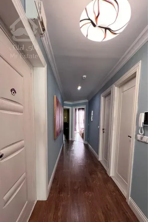 آپارتمان اکازیون ۱۲۶ متری ۲ خوابه طبقه ۸