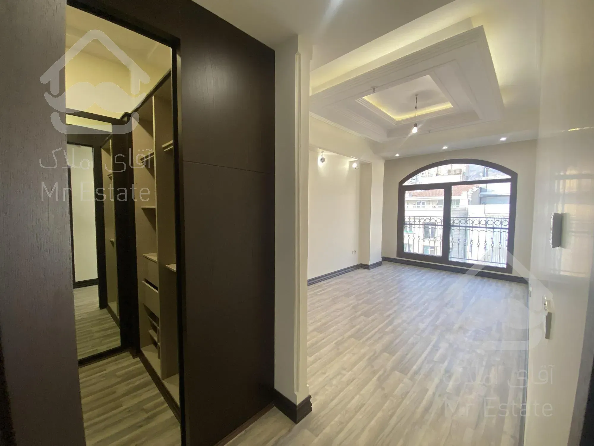 ١٨٠ متری کامرانیه