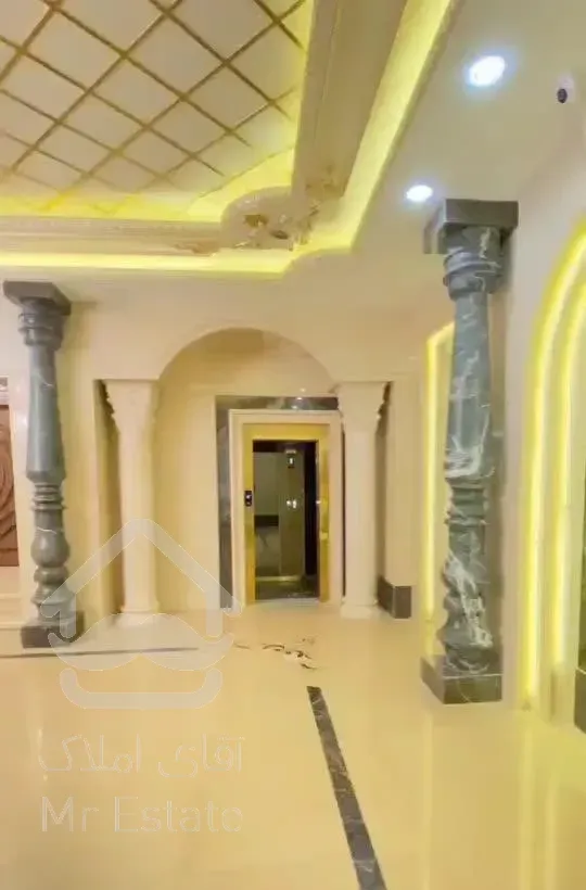 آپارتمان‌‌۱۵۰متر سنددار وام بدون ضامن دریاچه چیتگر