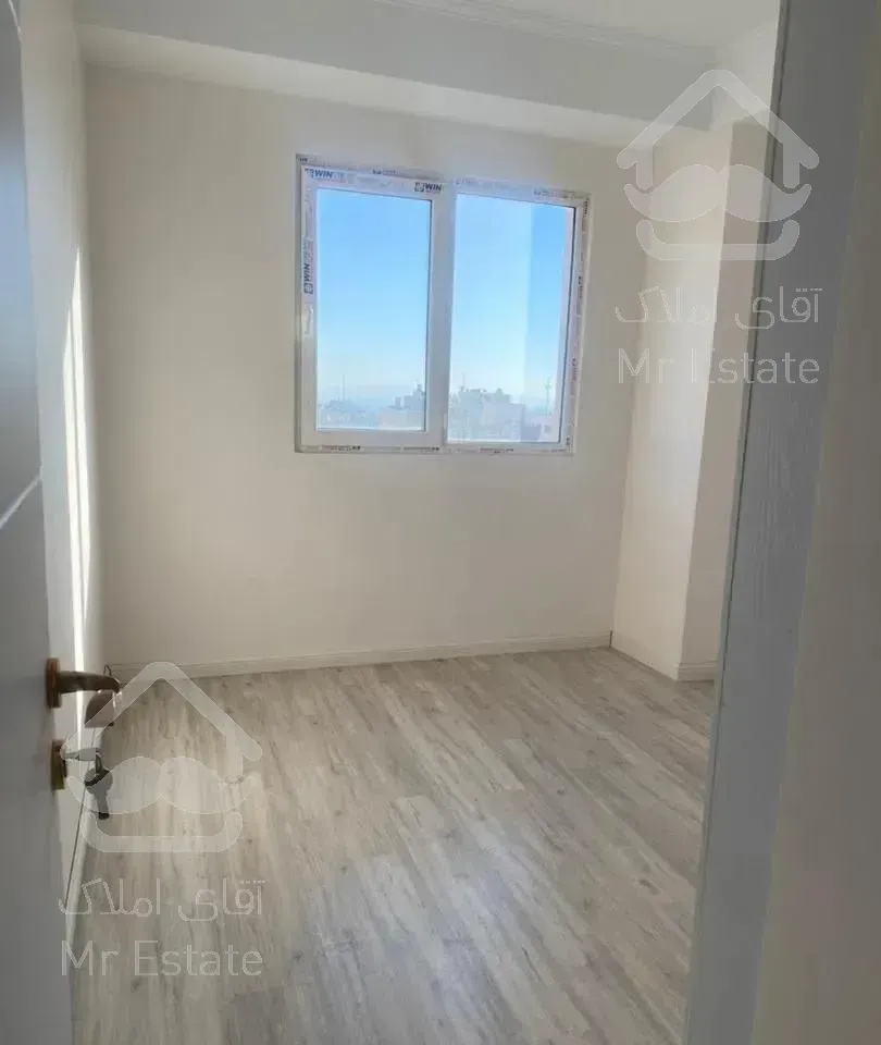 ۱۴۰ متر کلید نخورده ( شرق یوسف اباد)