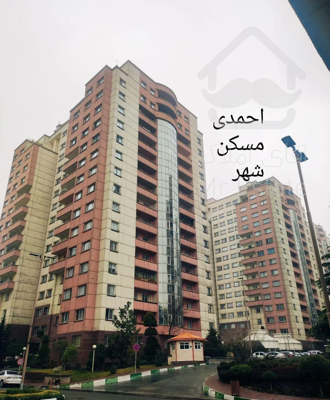 قیطریه مجتمع سبحان ۱۷۵ متر طبقه ۱۱. (احمدی)