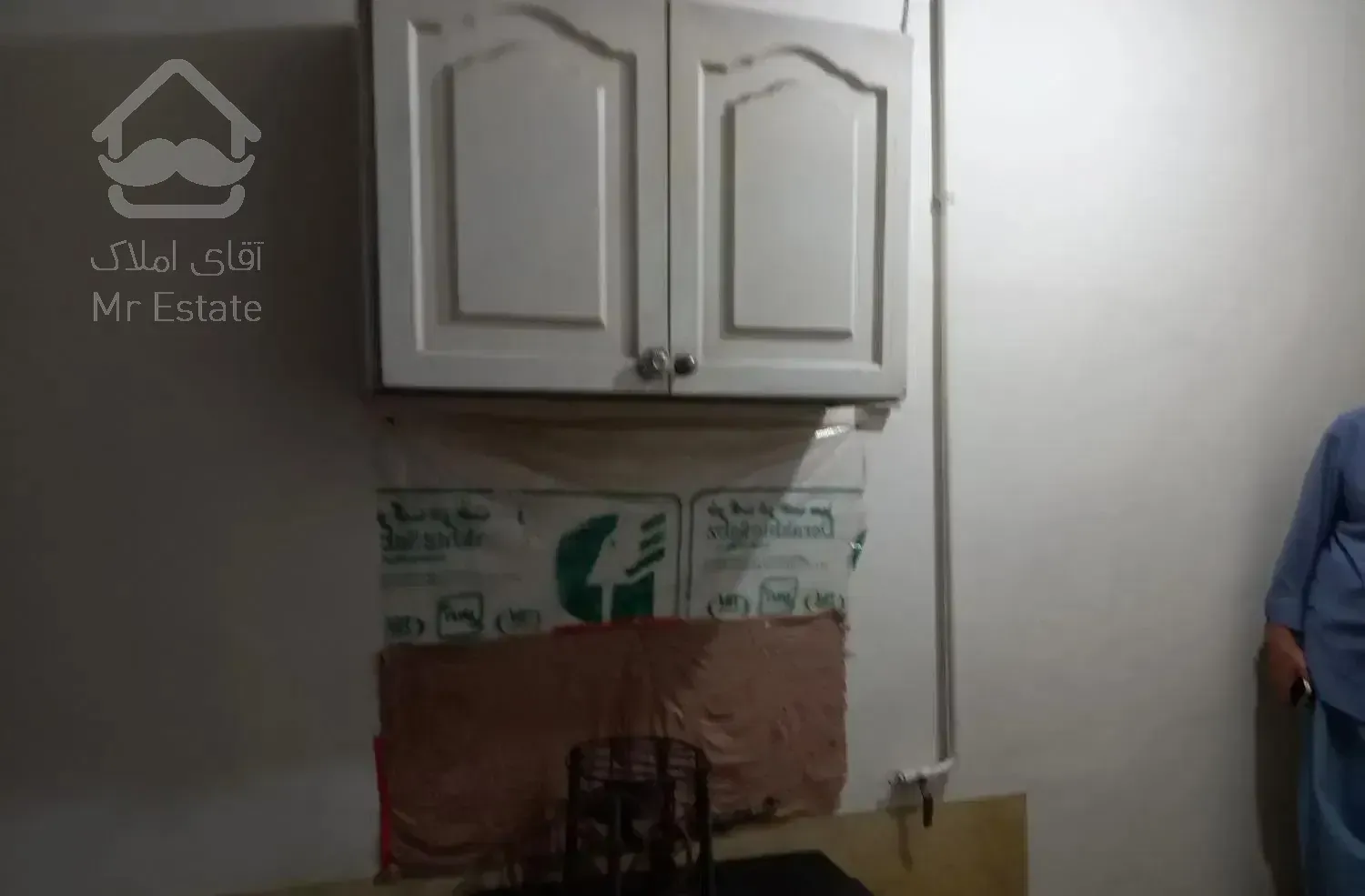 سی متر در نیم طبقه دوم..نارمک جنوبی