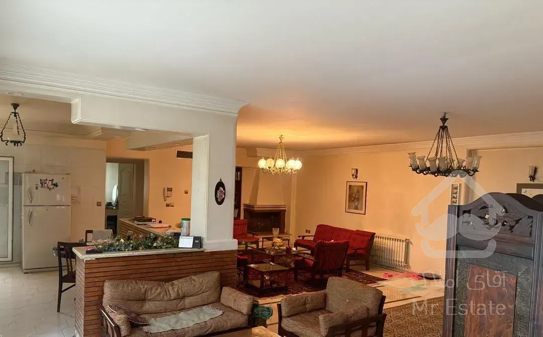 فروش آپارتمان ۱۵۶ متری ۳ خوابه همکف در آجودانیه