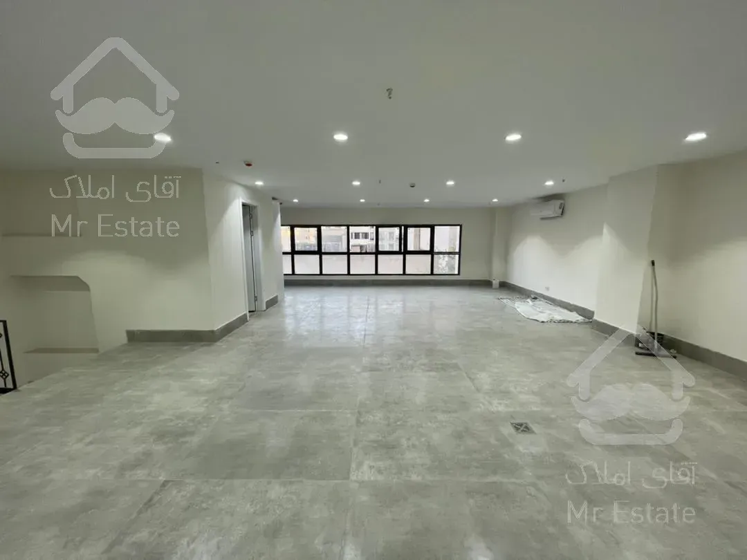 370متر /سند تجاری/بر اصلی/سعادت اباد