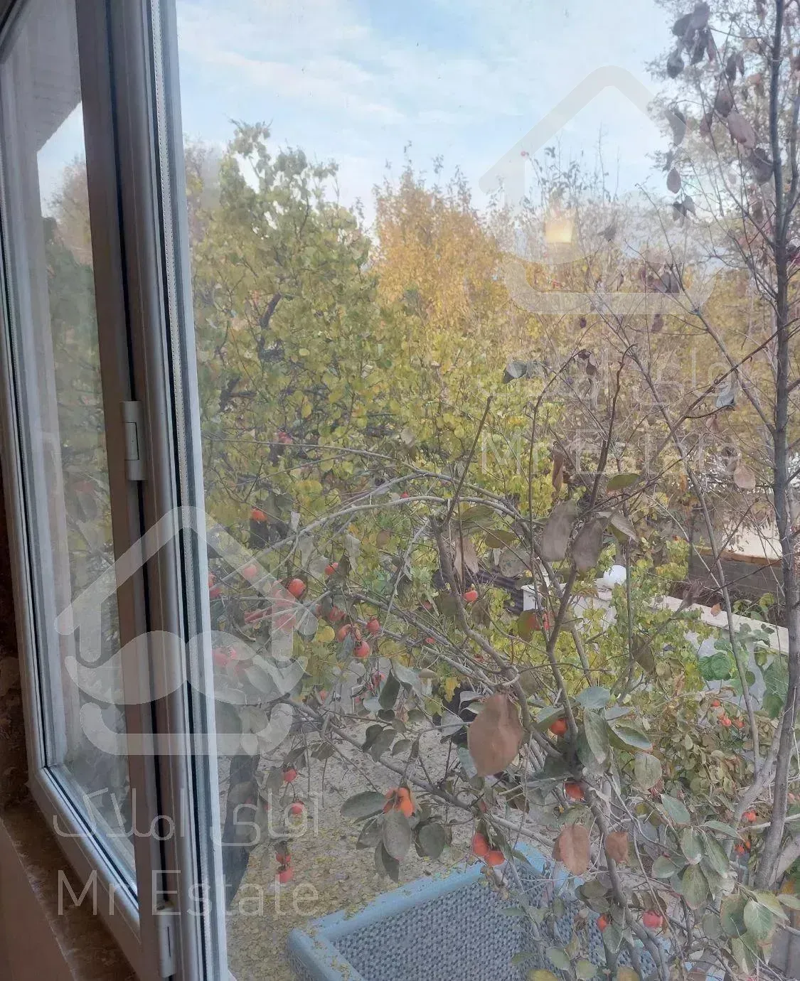 ویلا باغ غرب تهران 200 متری