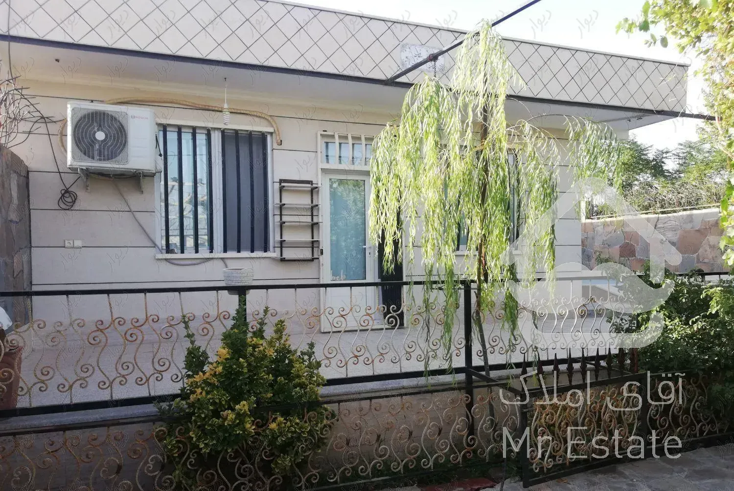 اجاره روزانه باغ ویلا. هفتباغ