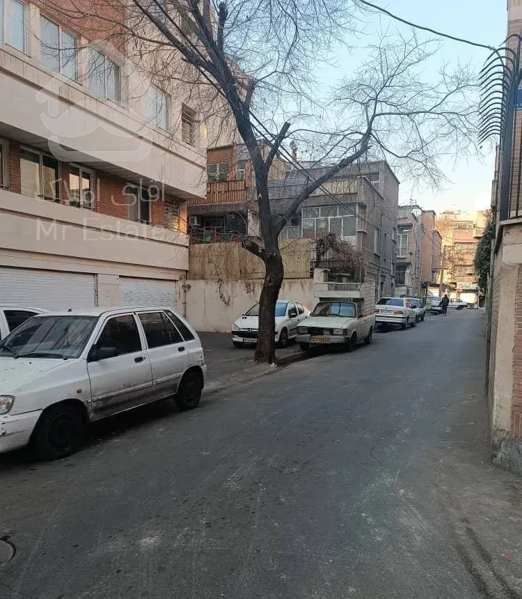 ۸۲ متر فول امکانات / سند آماده / کلید نخورده