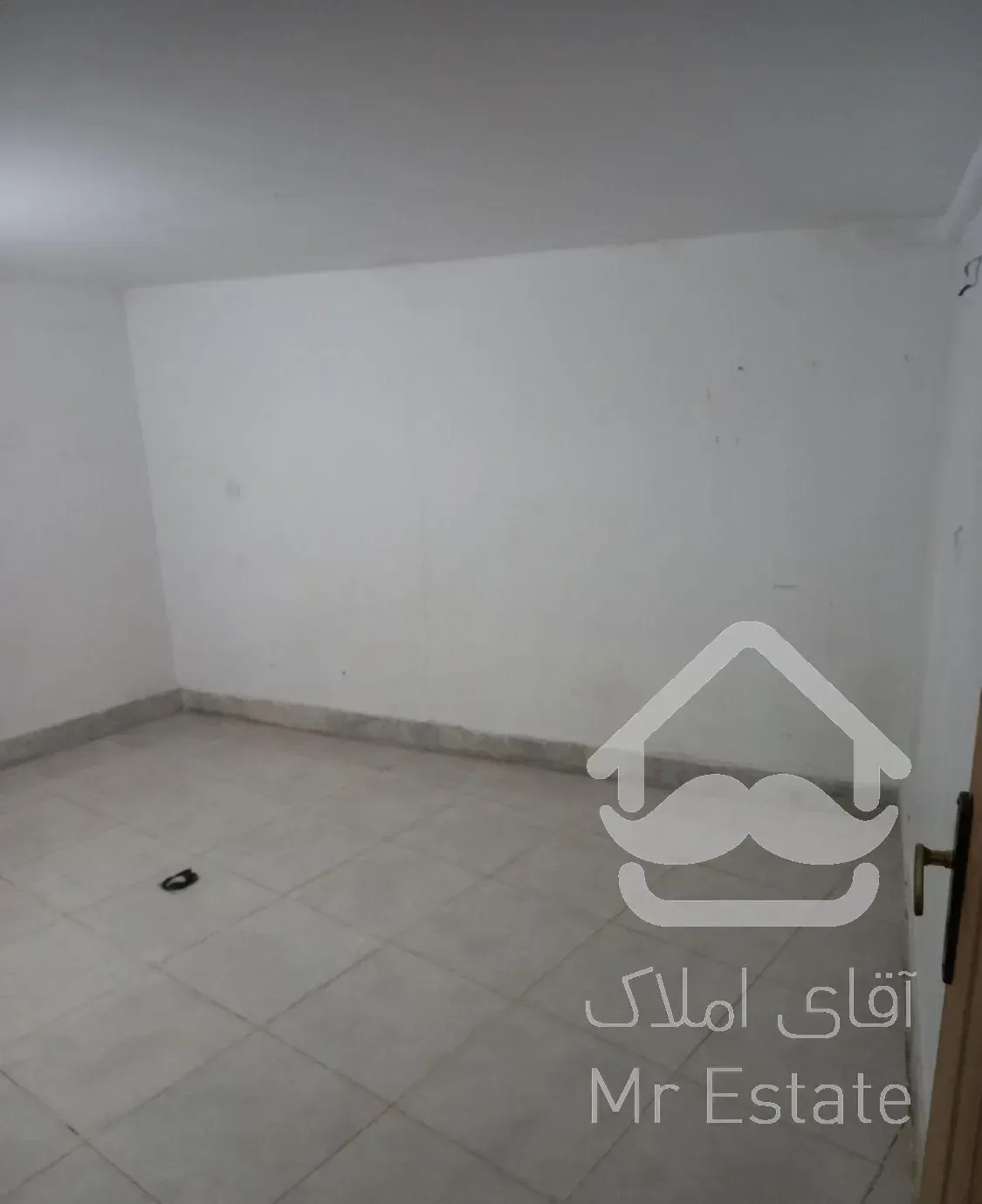 زیرزمین تمیز