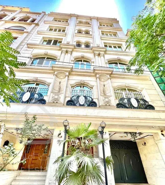 ۱۷۱متر ((۳خواب)) تاپ لوکیشن چشم نواز