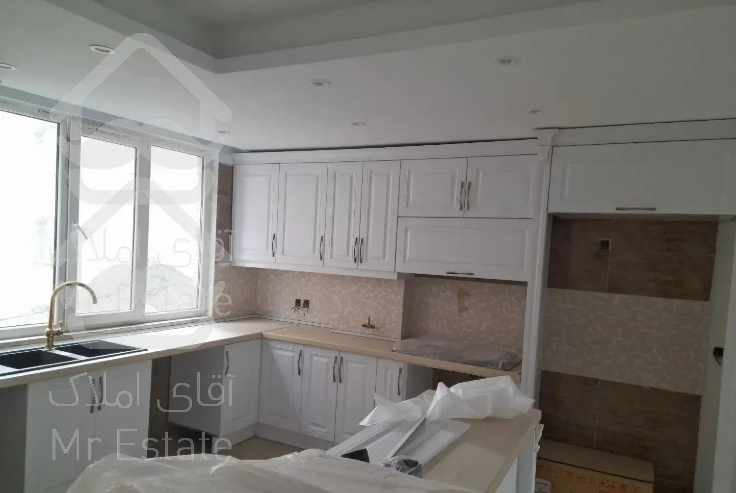 اپارتمان۱۱۸متری دو خواب برج باغ