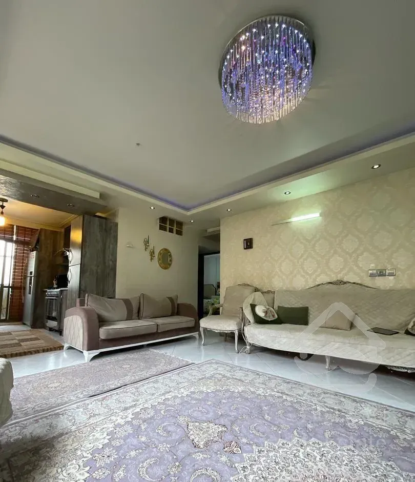 فروش آپارتمان ۹۵ متری ۲ خوابه شیک در سپاهانشهر