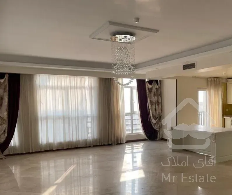 ۹۱ متر / خوش نقشه/سالن پرده خور/ تاپ لوکیشن