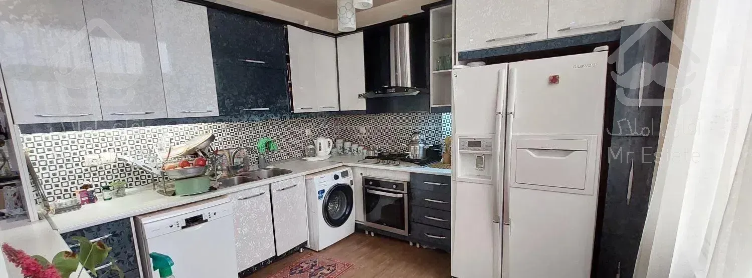 آپارتمان ۱۱۰ متری شیک