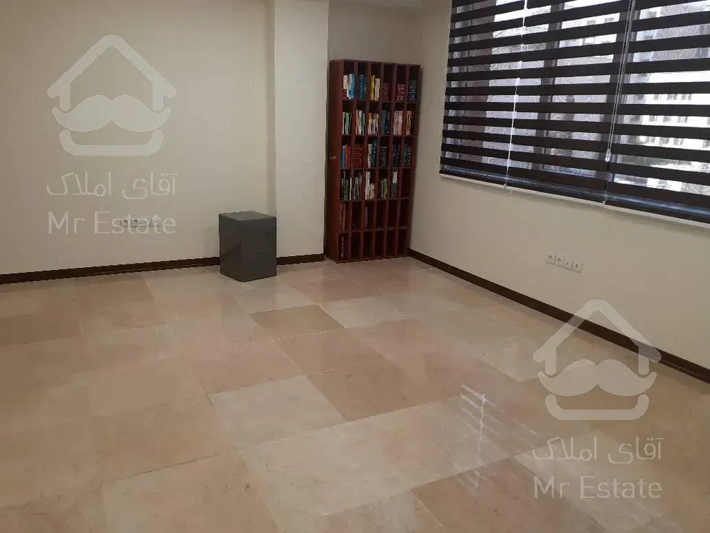 اجاره و رهن دفتر کار سند اداری گاندی 300  متر اکازيون