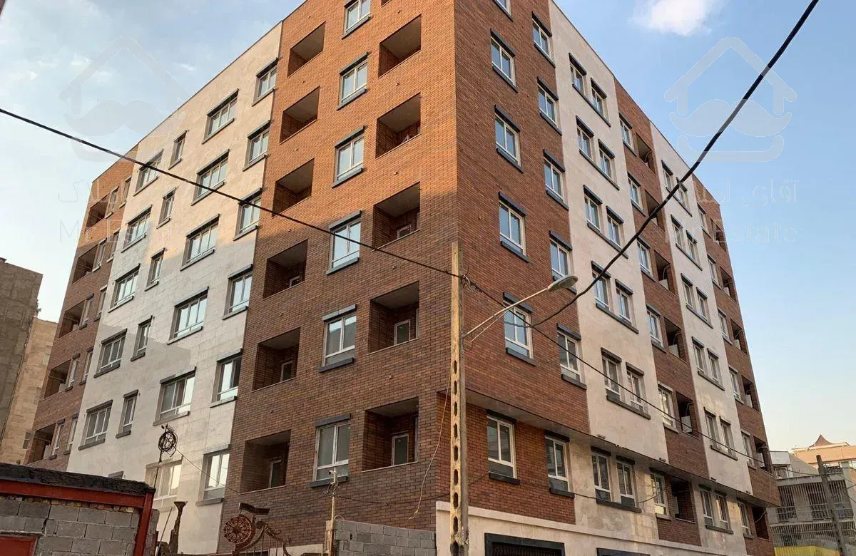 آپارتمان ۱۳۷ متر طرشت میدان سماء ( ۵ ساله )