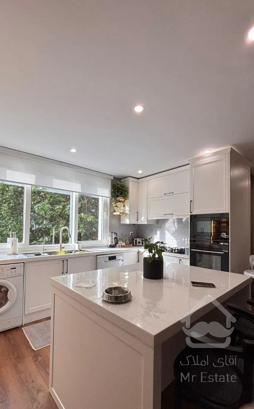 فروش آپارتمان ۱۱۰ متری ۲ خوابه در اوین