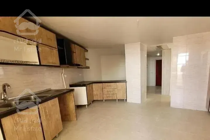 اپارتمان ۱۵۰متری۳خواب دریاچه چیتگر