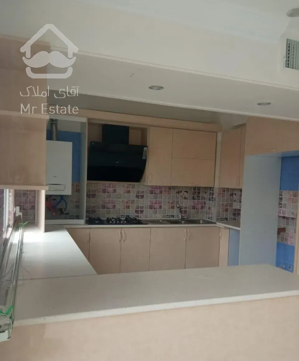 آپارتمان ۱۳۰ متر سه خواب در سعادت آباد