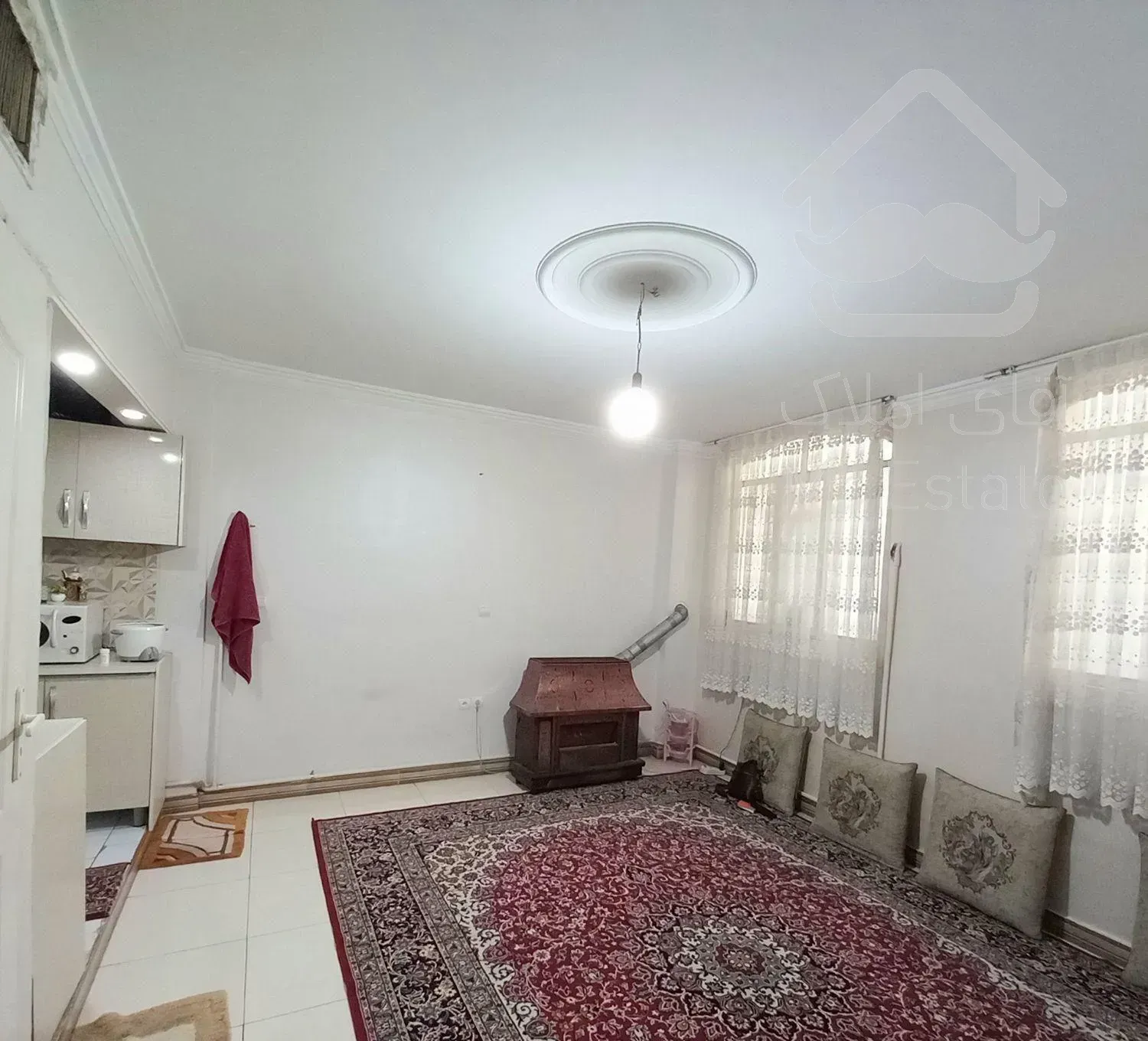 فروش آپارتمان ۴۲ متری ۱ خوابه همکف در جمال‌زاده