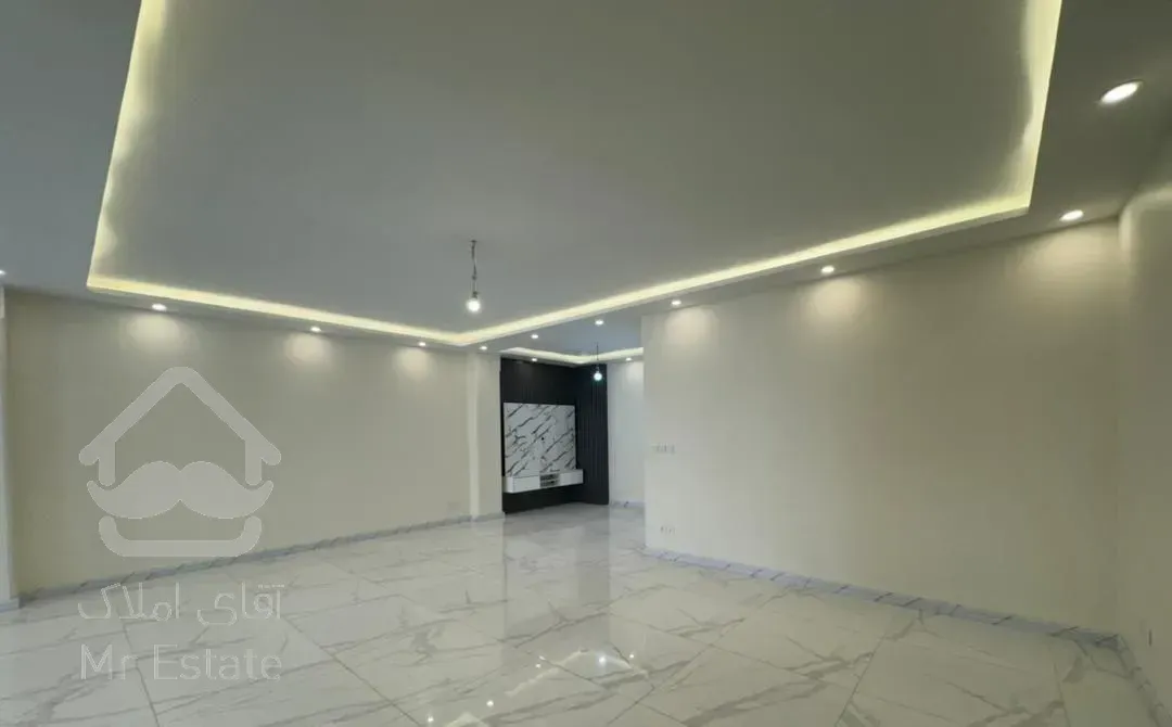 آپارتمان ۱۳۰ متری ۳ خواب فول بازسازی شده