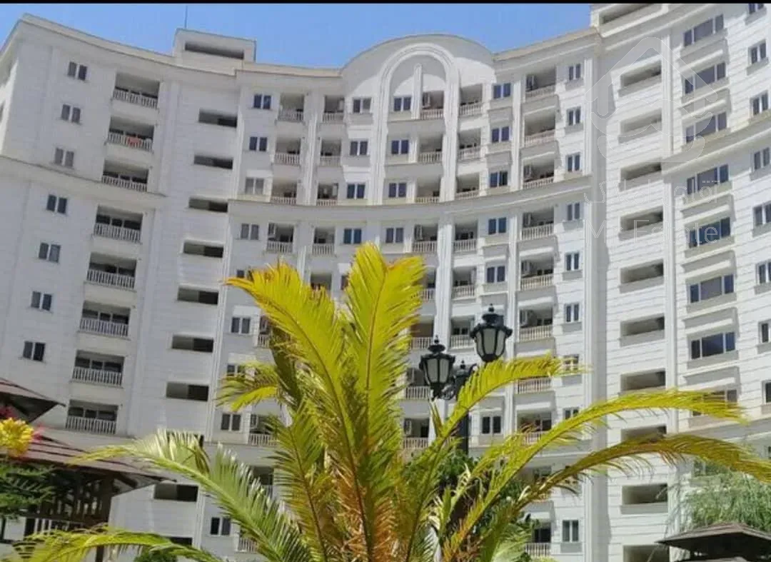 ۹۸متر دوخوابه سالن فلت بدون پرتی برج مجلل بام پونک