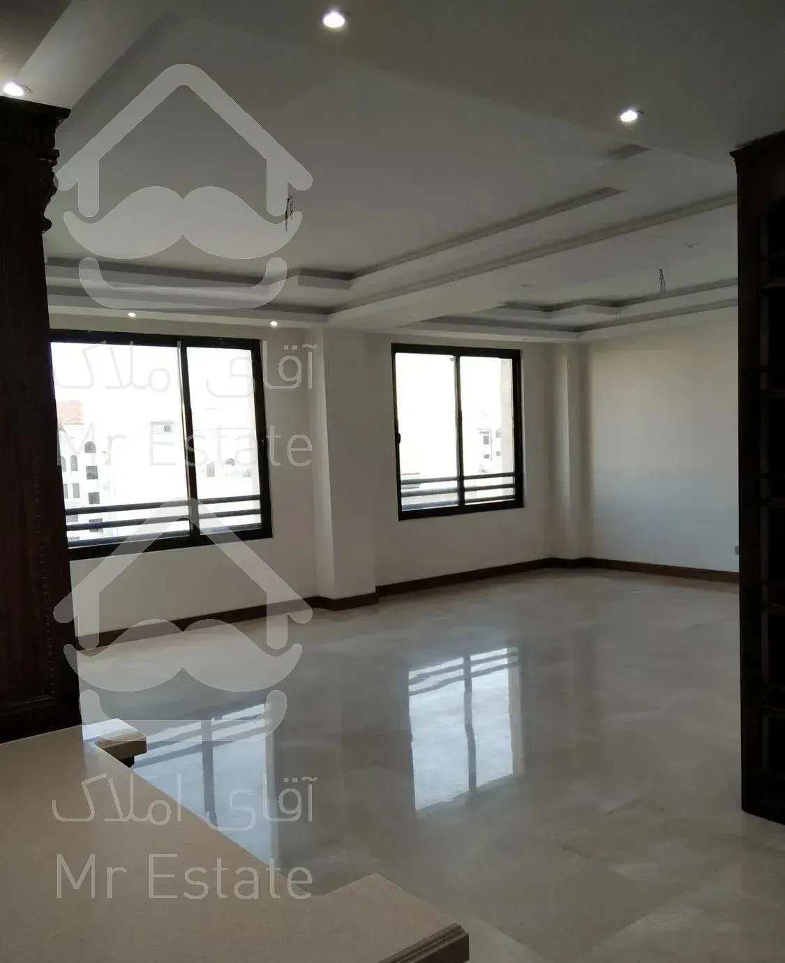 نوساز ۲۱۶ متری ۳ خوابه فلکه اول