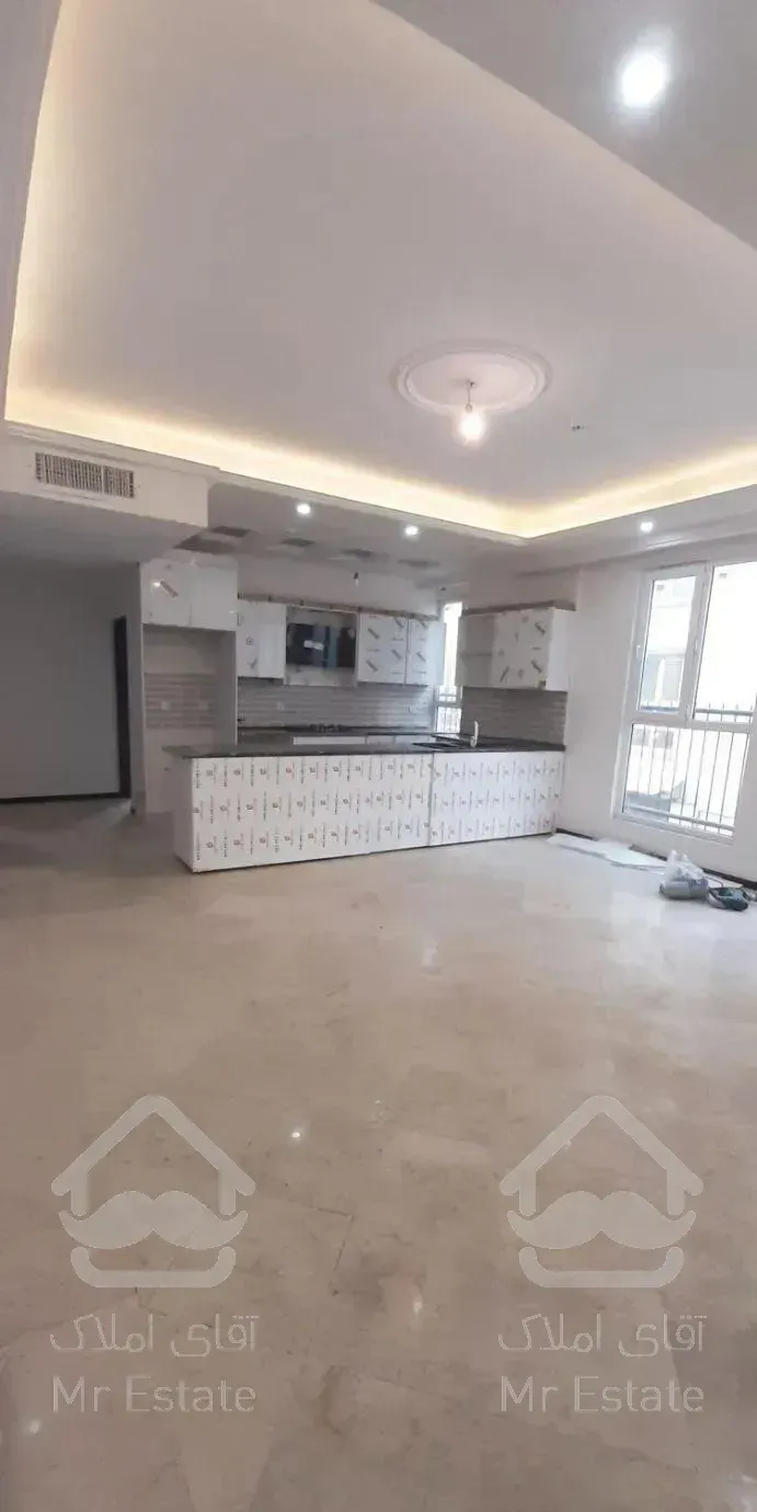 82متر    2خواب      2نبش      بلوار کشاورز