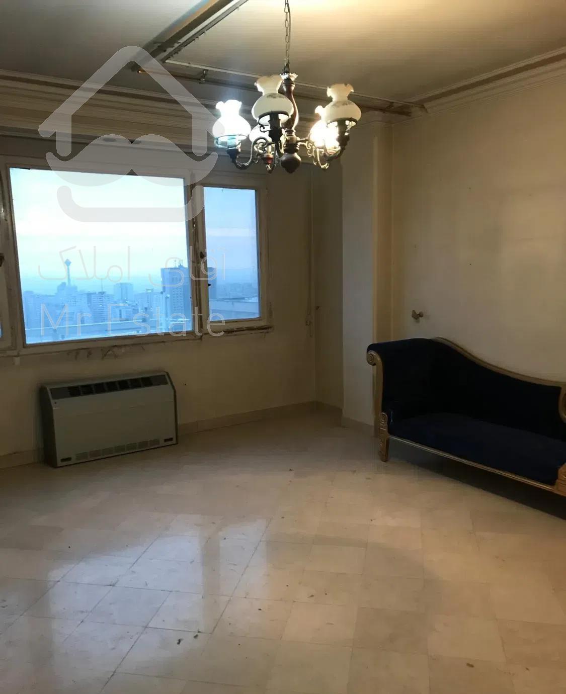 ٢٧٠ متر  ٣ خواب ٦٠متر تراس