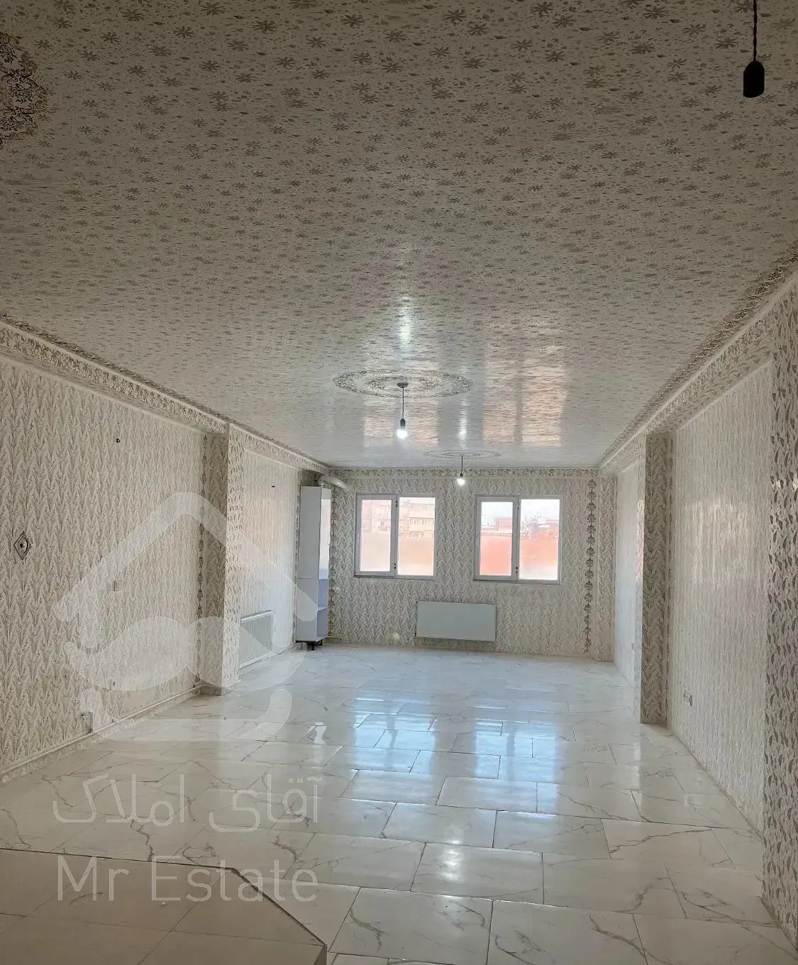 واحد ۸۲متری تک‌ خواب در خیابان مبارکی طبقه دوم