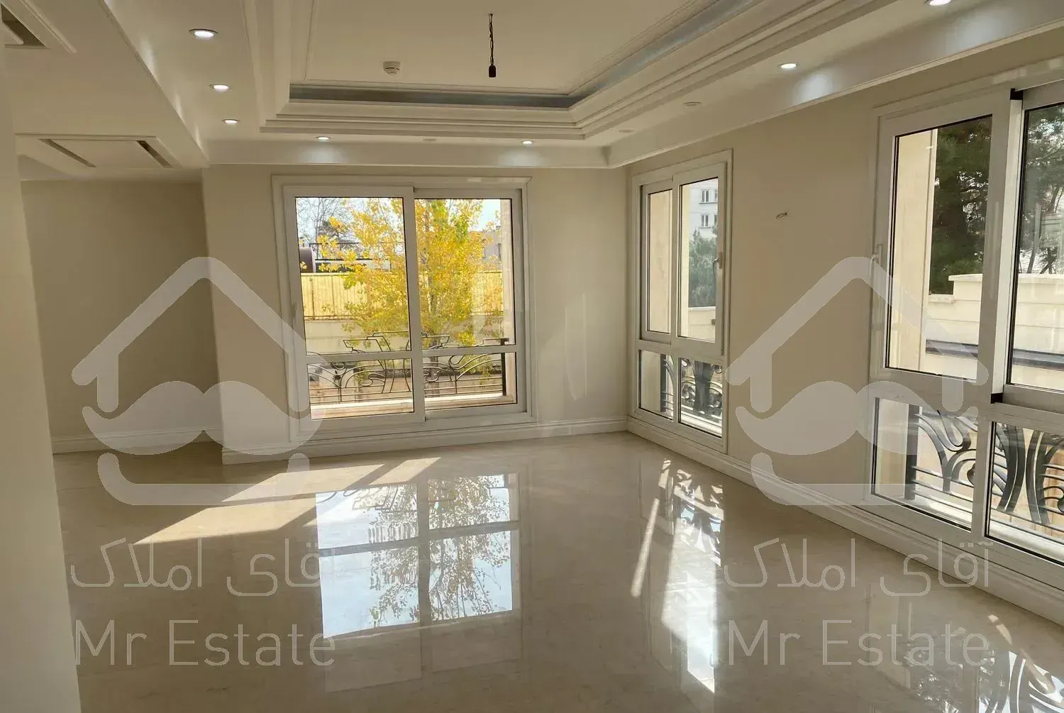 فرمانیه-سنبل ۳۰۳متر ۴خواب دیدوتراس  فول مشاعات