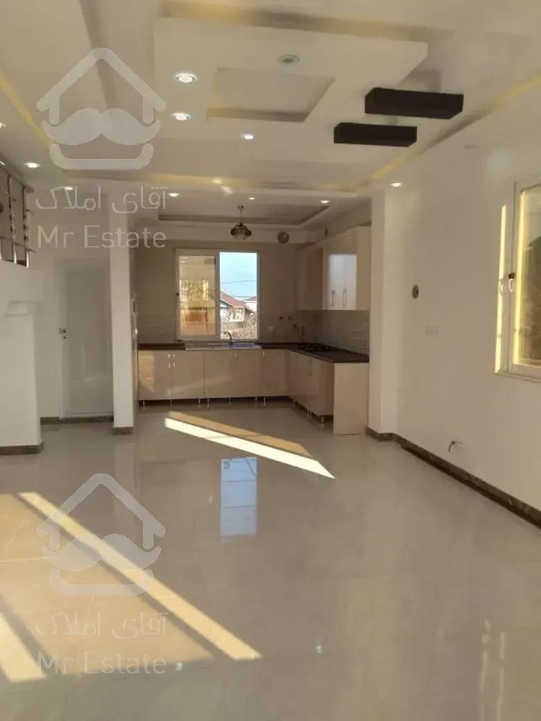 فروش ویلا نوساز و شیک با مدارک کامل