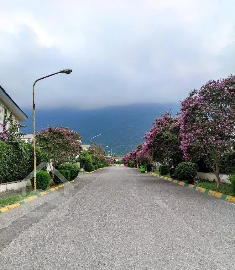 ۳۶۵متر ویلا دونبش/شهرک نمک آبرود