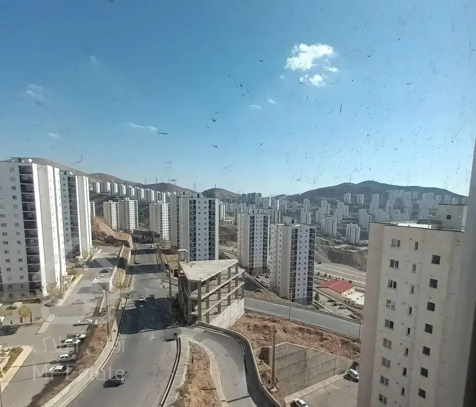 فاز۱۱پردیس ۸۷متردوخواب،خوش نقشه ویو عالی