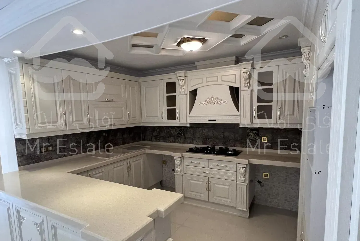 کلید نخورده با لوکیشن ، نور ، نقشه و متریال