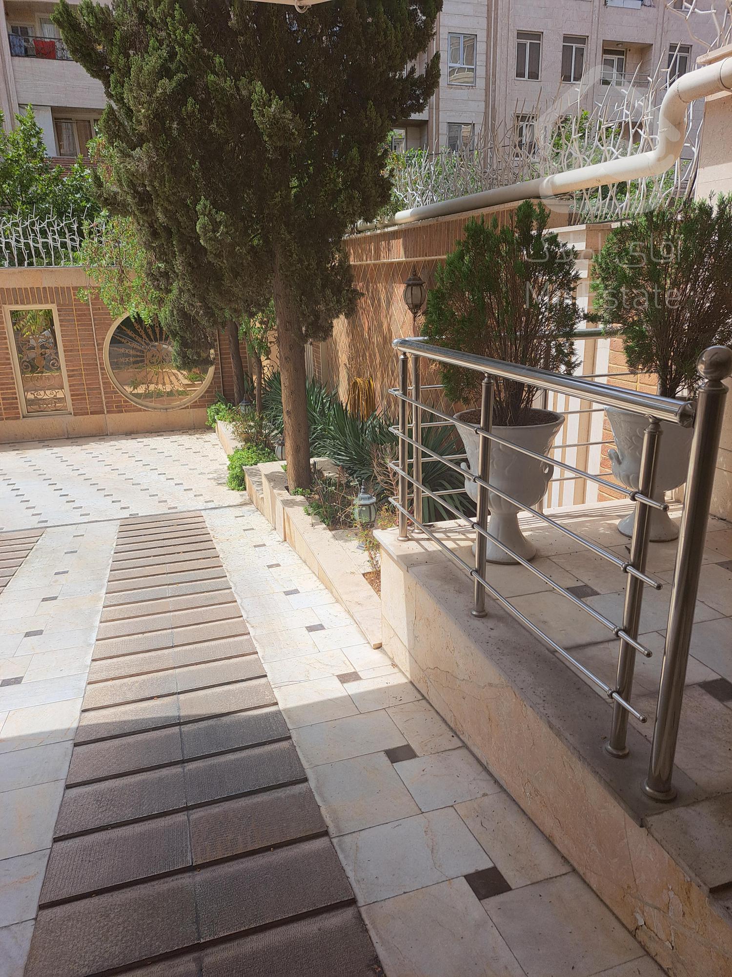 فروش آپارتمان دوخوابه ژورنالی درتهران فردوس شرق