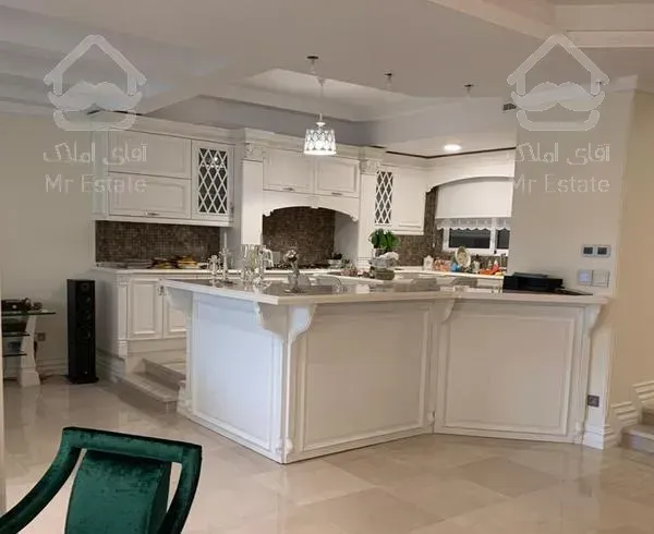 اپارتمان ۲۴۰متر فرمانیه